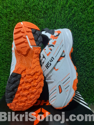 HS 41 Sports Shoes